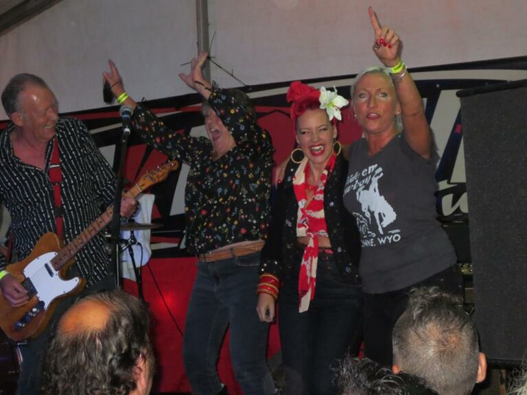 Gallery Shakedown Rock n Roll