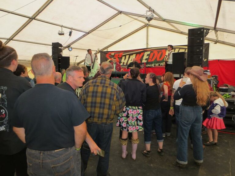 Gallery Shakedown Rock n Roll